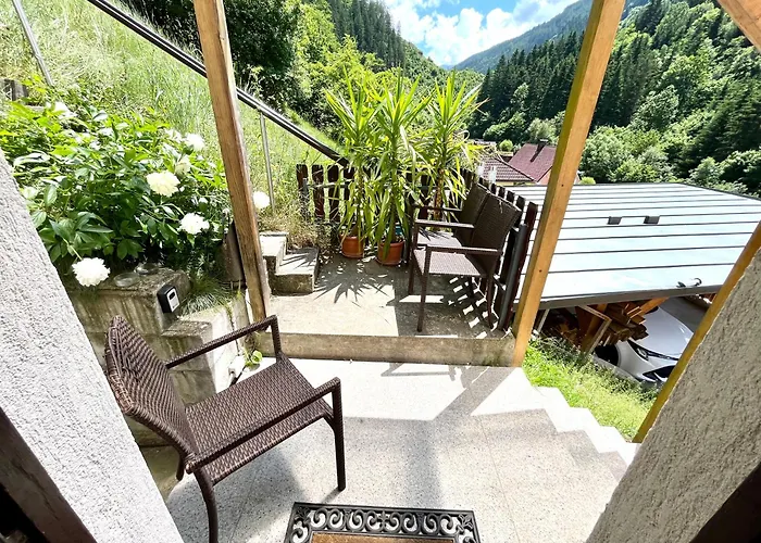 Private بيت خشبي